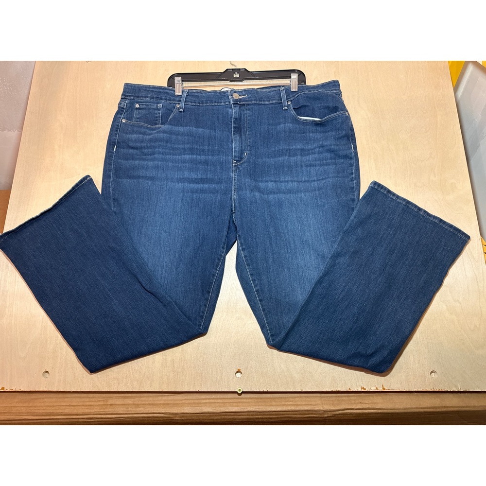 Signature by Levi Strauss Womens Mid Rise Bootcut Jeans Blue Size 24M W37 L32